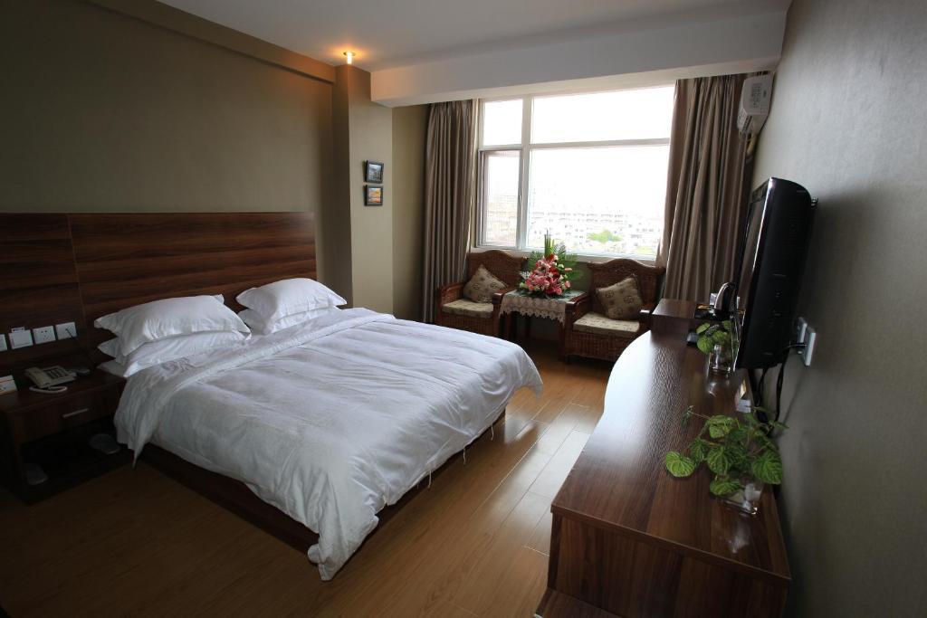 Super 8 Hotel Xichang Hang Tian Zimmer foto